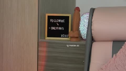 Snapshot of laviah chatting on 02/13/25, 10:33 Mara online show from 02/13/25, 10:33