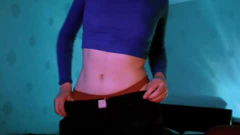 Lavinda online show from 10/27/25, 08:29