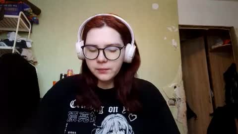 Adeline online show from 02/06/26, 09:23