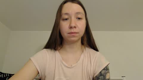 Snapshot of lavvvenda chatting on 11/30/25, 10:14 Lavvvenda online show from 11/30/25, 10:14