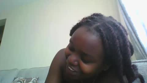 Snapshot of lavycaramel chatting on 11/13/25, 09:08 lavycaramel online show from 11/13/25, 09:08