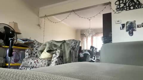 lawrencegreg106 online show from 11/06/25, 03:46