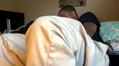 Snapshot of laxleabonxxx chatting on 11/17/25, 12:55 Lax online show from 11/17/25, 12:55