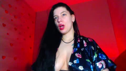 Snapshot of laya_moon chatting on 02/14/26, 11:07 LayaMoon online show from 02/14/26, 11:07