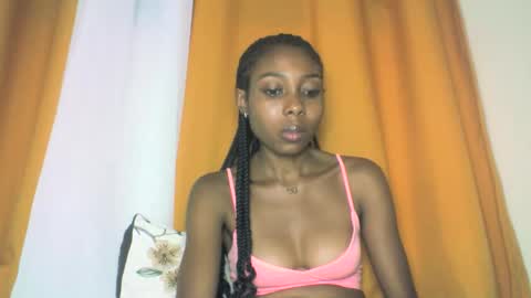 Snapshot of layannek chatting on 11/02/25, 07:16 layannek online show from 11/02/25, 07:16