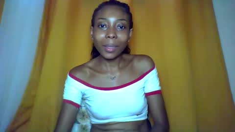 Snapshot of layannek chatting on 11/30/25, 04:16 layannek online show from 11/30/25, 04:16