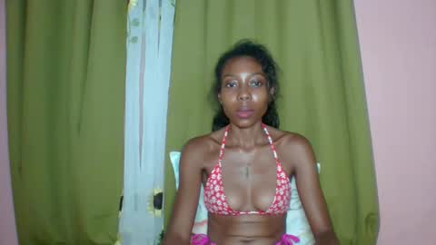 layannek online show from 03/31/26, 02:24