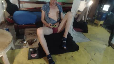 Snapshot of laye19 chatting on 09/15/25, 07:30 Laye19 online show from 09/15/25, 07:30