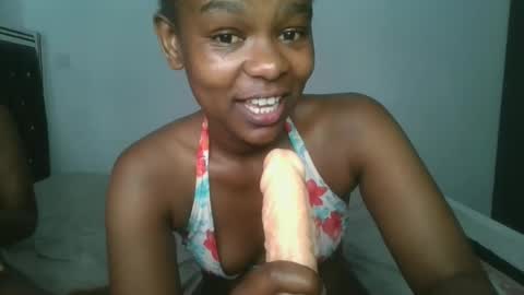 layla_cutiee online show from 02/09/26, 02:21