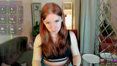 layla_glam online show from 11/30/25, 08:24