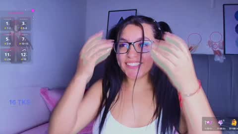 Layla online show from 01/13/25, 01:17