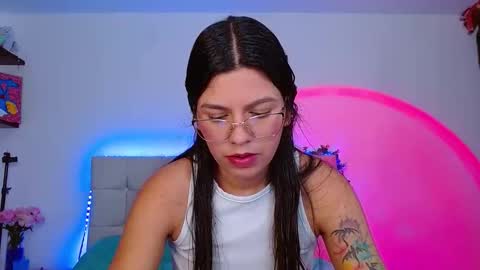 Lia and Rachel online show from 04/17/26, 02:03