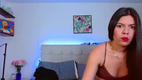 Snapshot of layla_roma chatting on 06/03/26, 01:08 Lia and Rachel online show from 06/03/26, 01:08