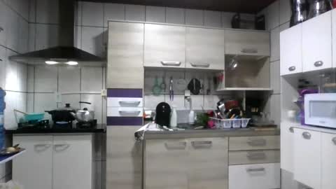 Snapshot of laylabrasil chatting on 07/05/26, 12:50 kelly online show from 07/05/26, 12:50