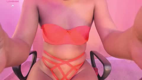 LAYLA online show from 01/10/26, 12:45