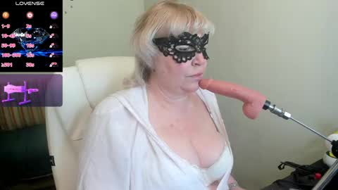 laylalaylamilf online show from 04/13/26, 09:26