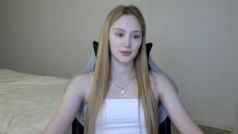 Snapshot of laylapretty001 chatting on 02/03/25, 05:29 LaylaPretty001 online show from 02/03/25, 05:29