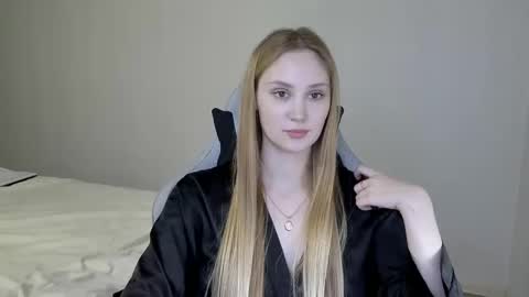 Snapshot of laylapretty001 chatting on 02/03/25, 12:36 LaylaPretty001 online show from 02/03/25, 12:36