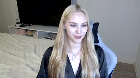 LaylaPretty001 online show from 07/07/26, 07:23