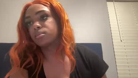 Snapshot of laylasimone97 chatting on 02/24/25, 03:44 Sexy SImone online show from 02/24/25, 03:44