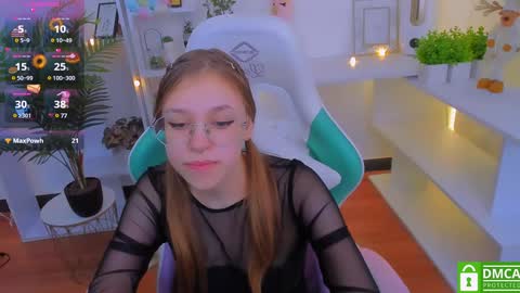 layriantavee online show from 01/10/25, 07:46