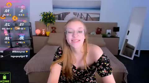 layriantavee online show from 02/13/25, 01:37