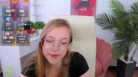 layriantavee online show from 09/23/25, 07:11