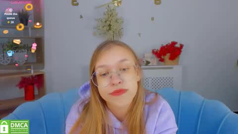 layriantavee online show from 10/02/25, 06:20