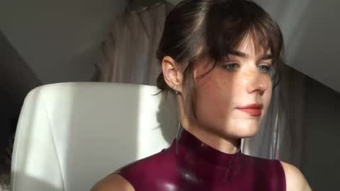 Snapshot of lazy_pepsi chatting on 10/10/25, 10:47 Pansy online show from 10/10/25, 10:47