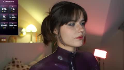 Snapshot of lazy_pepsi chatting on 11/24/25, 05:34 Pansy online show from 11/24/25, 05:34