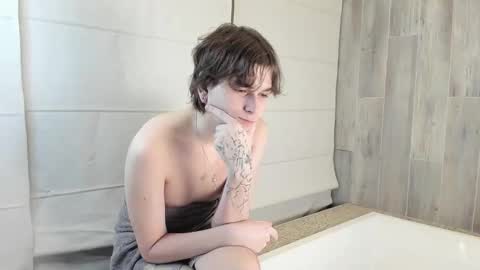 Alex online show from 03/10/26, 10:48