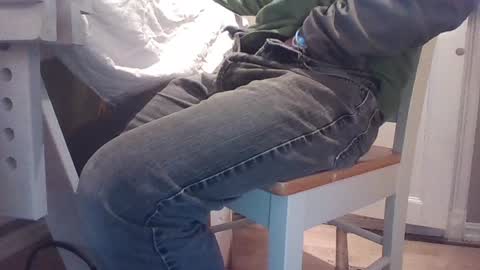 Snapshot of lbfm69 chatting on 02/07/25, 12:31 LBFM online show from 02/07/25, 12:31