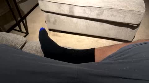 Snapshot of lc6173 chatting on 11/05/25, 01:44 lc6173 online show from 11/05/25, 01:44