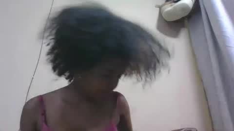 lea96546 online show from 02/03/26, 06:40