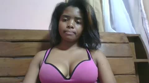 lea96546 online show from 04/08/26, 06:02