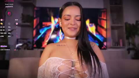 L E A   online show from 07/14/26, 06:24
