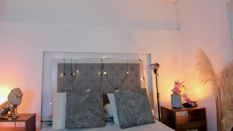 lea_walkerr online show from 04/07/26, 07:14