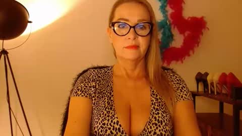 LEA online show from 11/19/25, 03:12