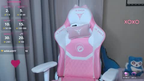 Snapshot of leah__gotty chatting on 11/29/25, 02:58 Leah Gotty online show from 11/29/25, 02:58