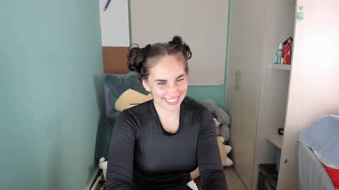 Laura online show from 01/16/25, 09:51