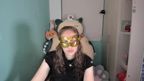 Laura online show from 02/16/26, 01:24