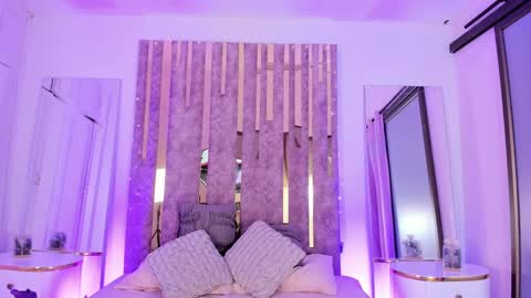 Leah  online show from 03/11/25, 11:37