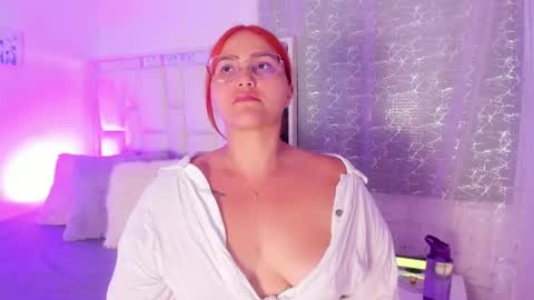 Leah  online show from 09/30/25, 02:16