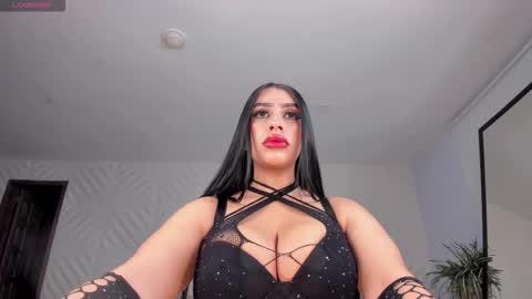 leahlombardi_ online show from 02/07/26, 03:32