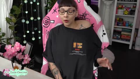 Leah online show from 09/21/25, 07:26