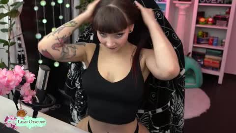 Leah online show from 03/01/26, 08:44