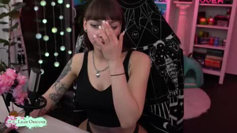 Leah online show from 03/10/26, 08:58