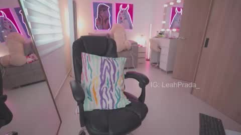 Instagram Leahprada  online show from 03/07/26, 09:12