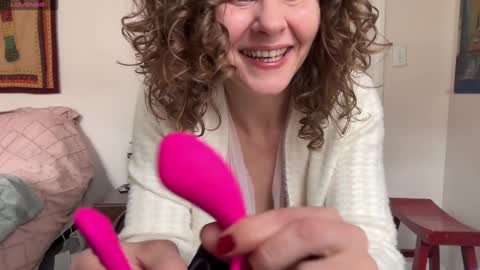 Leah Sparkles online show from 12/04/24, 04:05