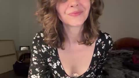 Leah Sparkles online show from 04/22/26, 03:02